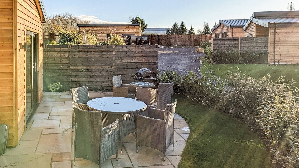 Chirk Bank Ski Chalet | A beautiful bespoke lodge perfect for a family escape.