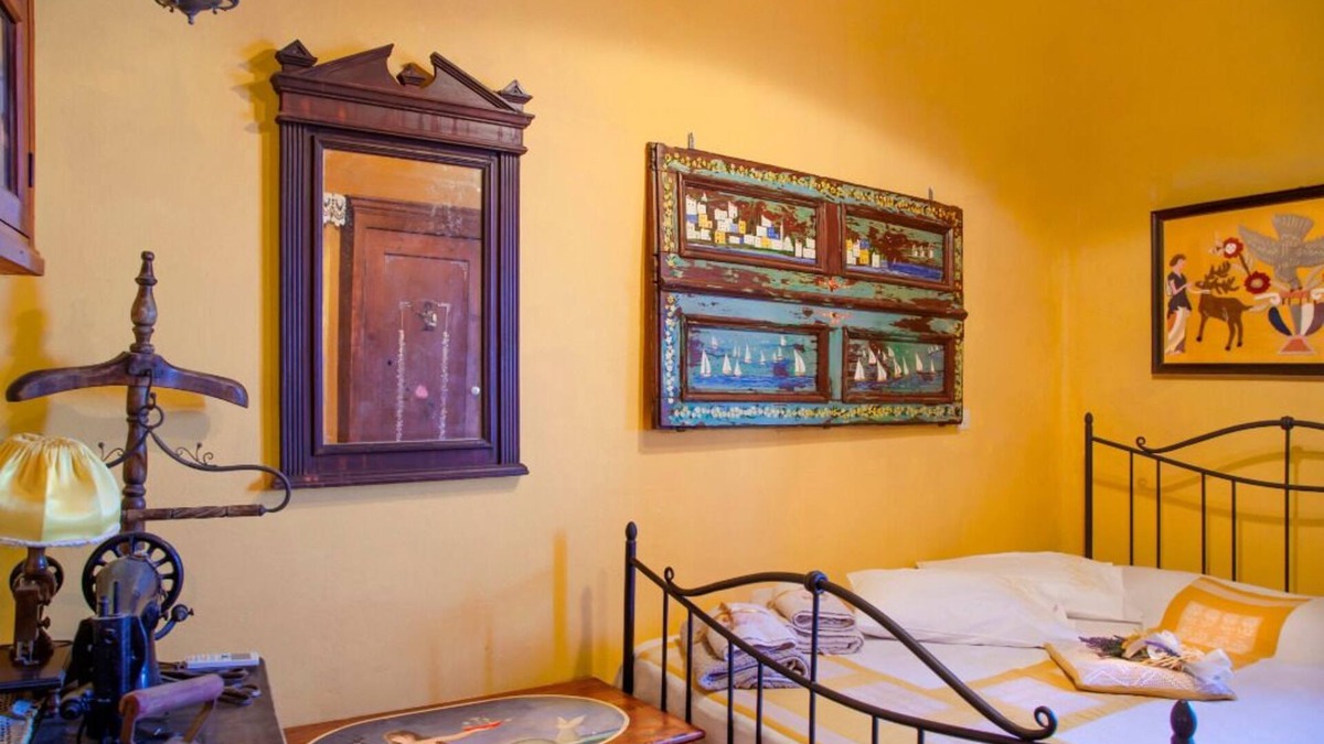 Nikia House | A beautiful fully eqquiped traditional house