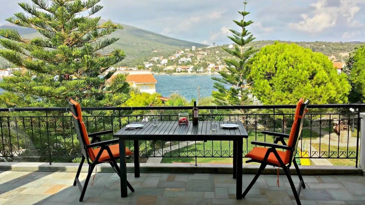 Mirina Resort | A beautiful Sea-side penthouse