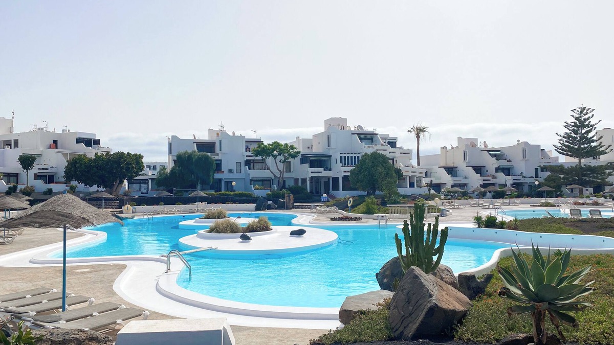 Costa Teguise Apartment | A beautiful sunny apartment in the perfect holiday location.