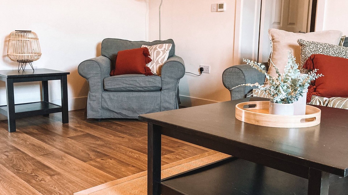 Godalming House | A beautiful three bedroom converted stable cottage