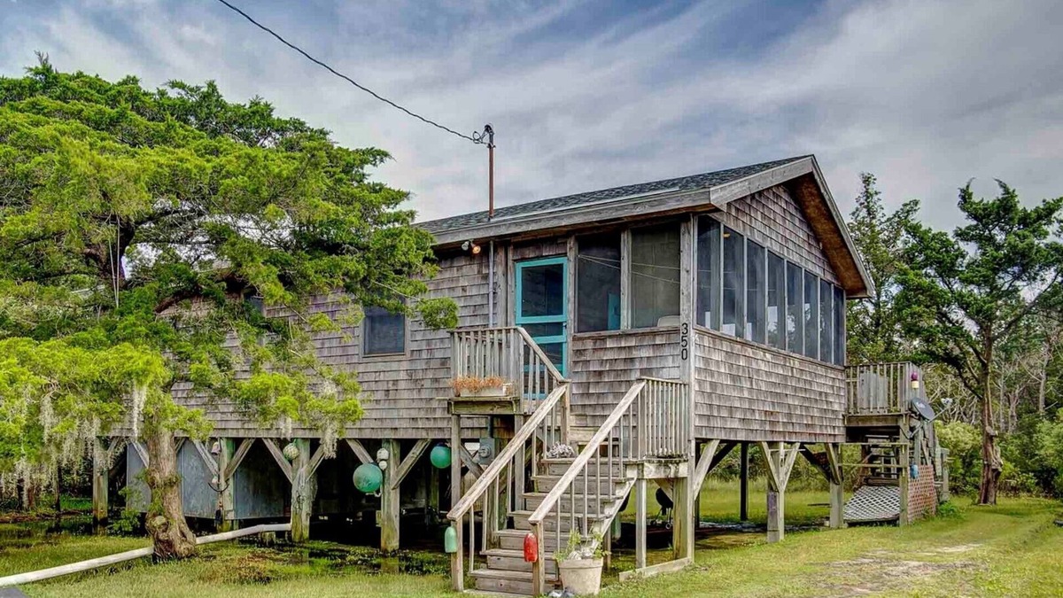 Ocracoke House | A Bit Airy: Ocracoke Vacation Rental for 4