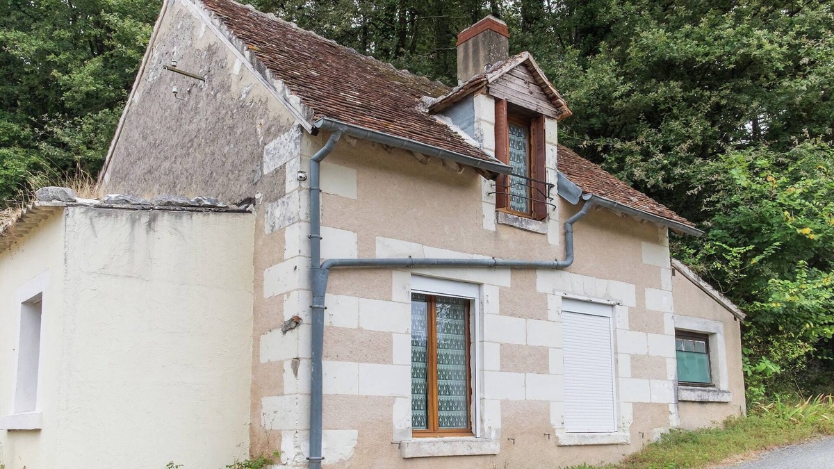 Faverolles House | A cave house with a historic charm