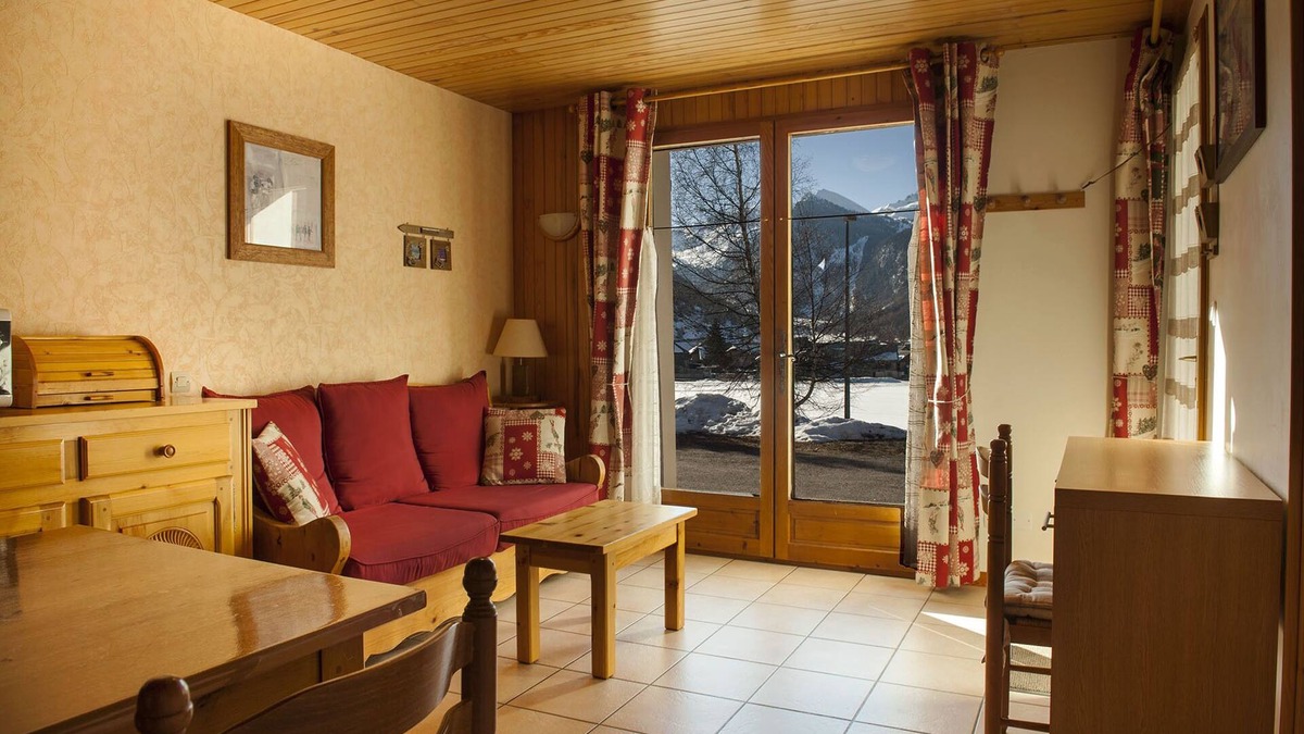 Ceillac Apartment | A CEILLAC, skiing and hiking in sunny Queyras, in the heart of the Alps.