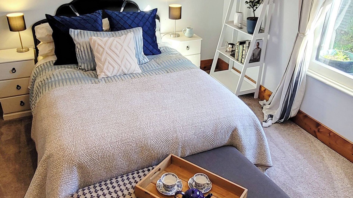 Solway House | A charming 4-bedroom home! Just steps away from cozy cafes and local shops.