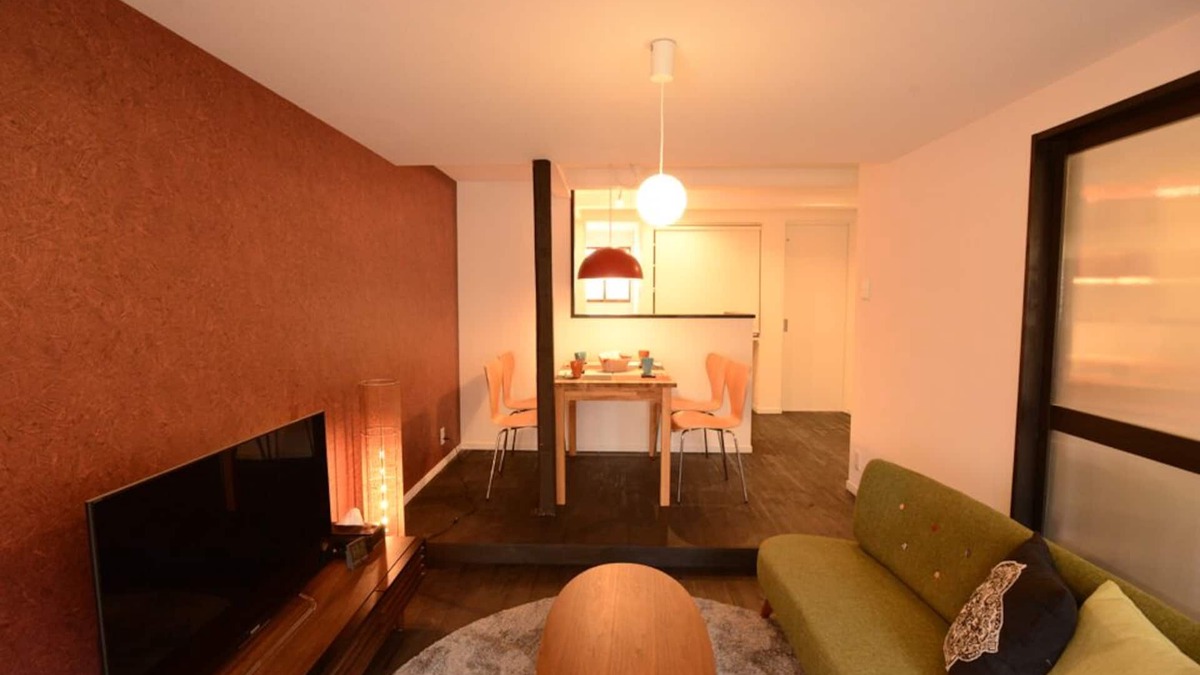Okazaki House | A charming cluster of 5 renovated trad modern houses, Max 30 ppl, "Uan/Hana"