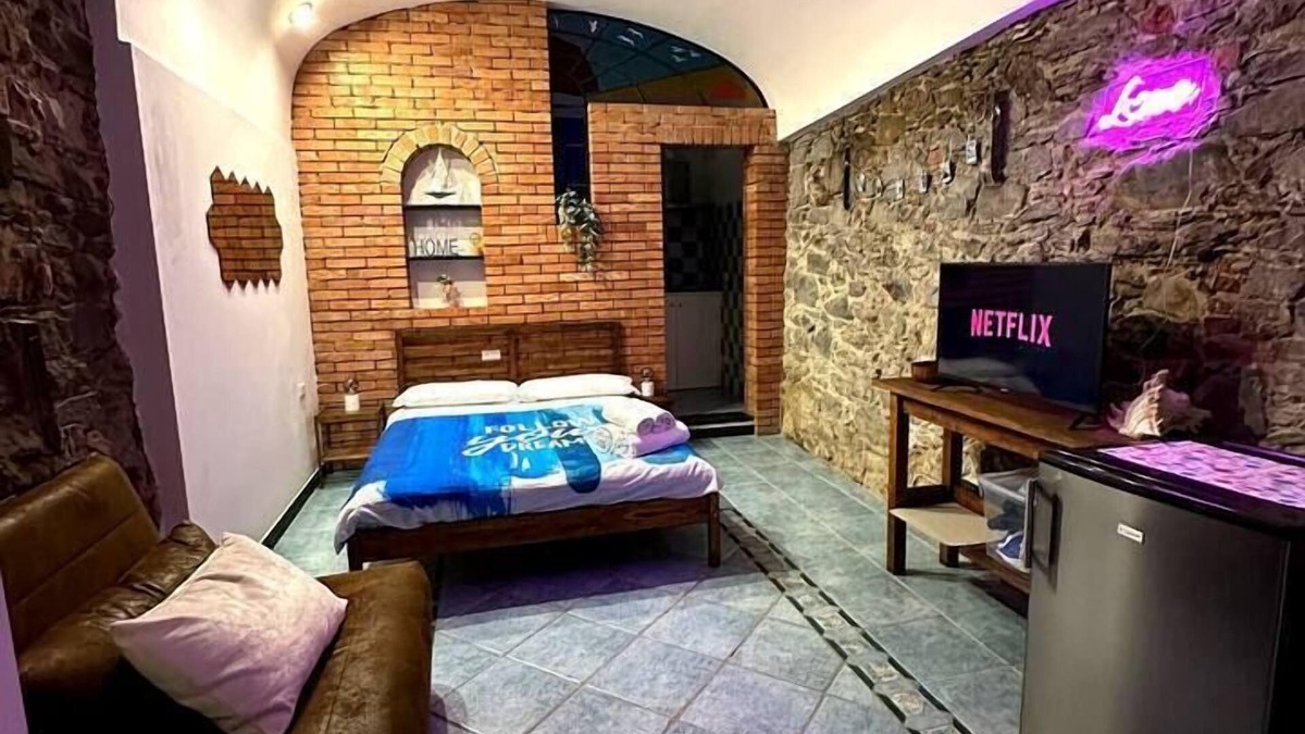 Borgo Antico Apartment | A Charming Stone Retreat in Cinque Terre