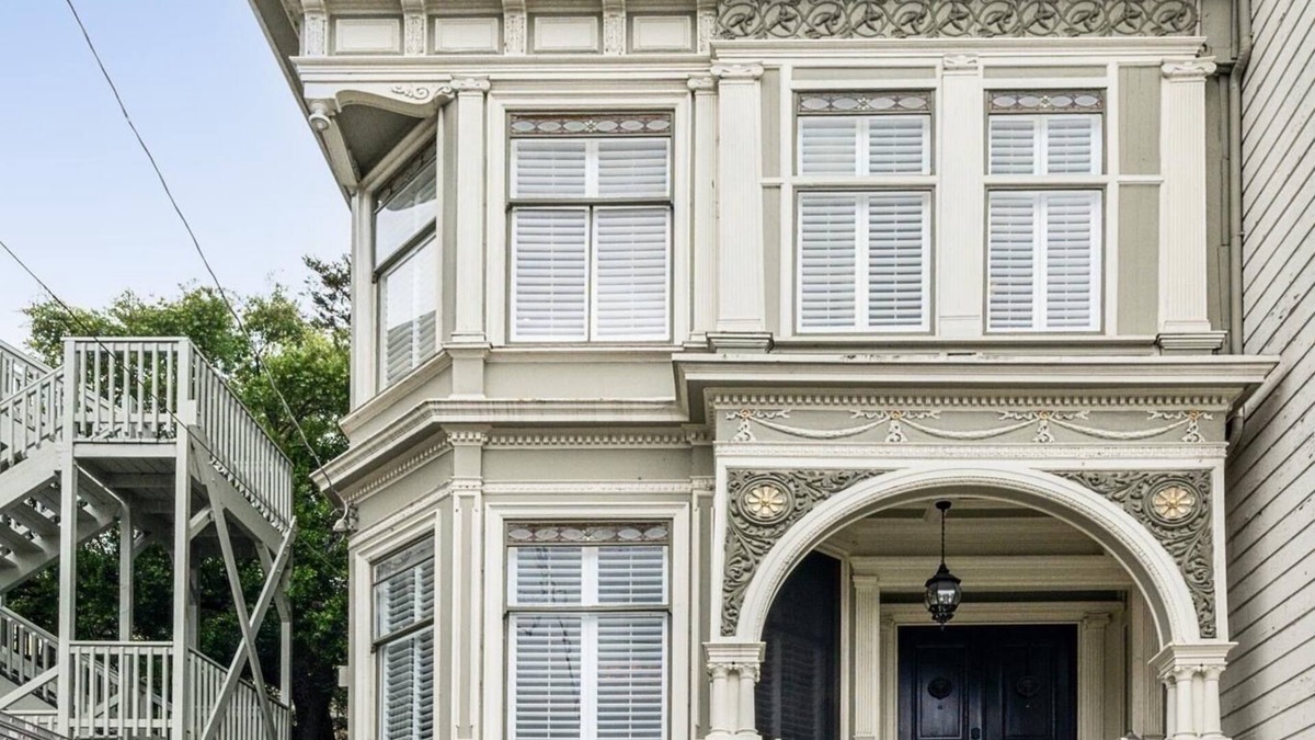 Haight-Ashbury House | A charming Victorian home in SF's historic Haight-Ashbury district