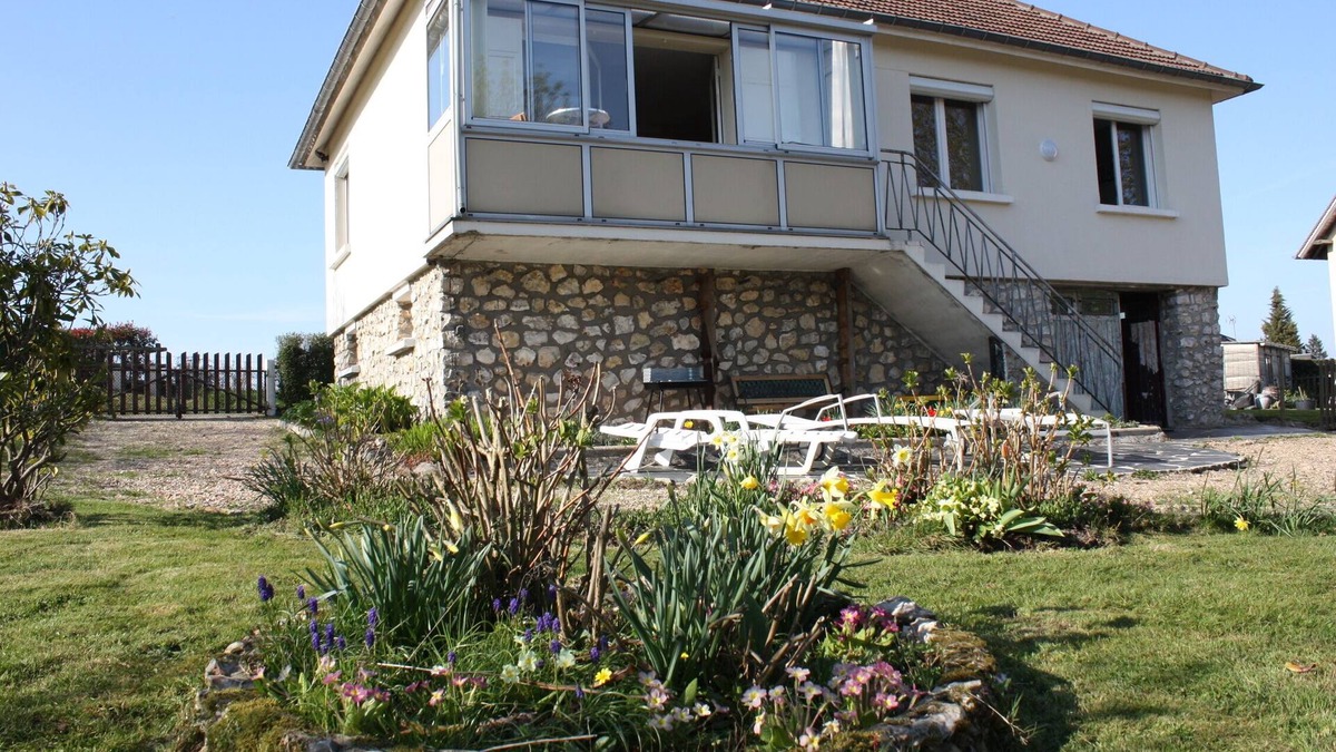 Equemauville House | a comfortable house, a garden with terrace, all the gates of Honfleur