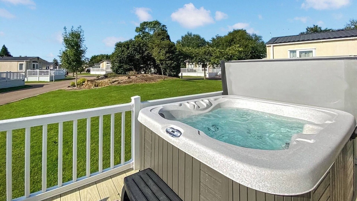 Langham House | A cosy holiday home with one master double and one single room.