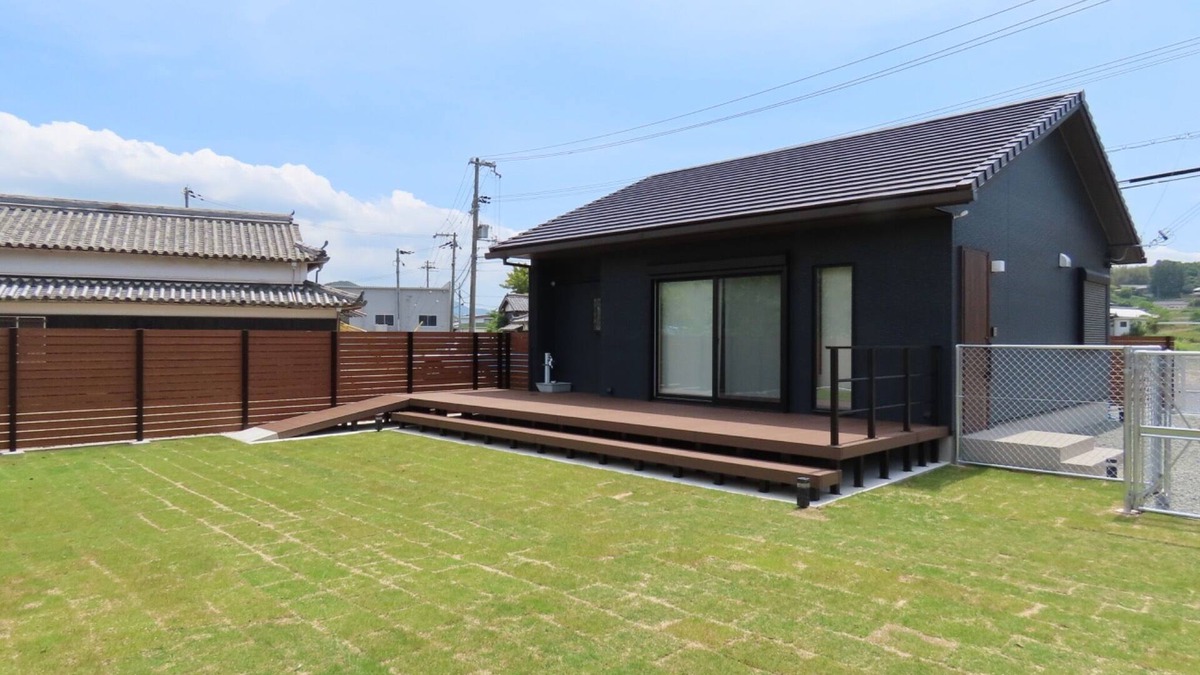 Sumoto Cottage | A cottage for rent based on the concept of spendi / Sumoto Hyōgo