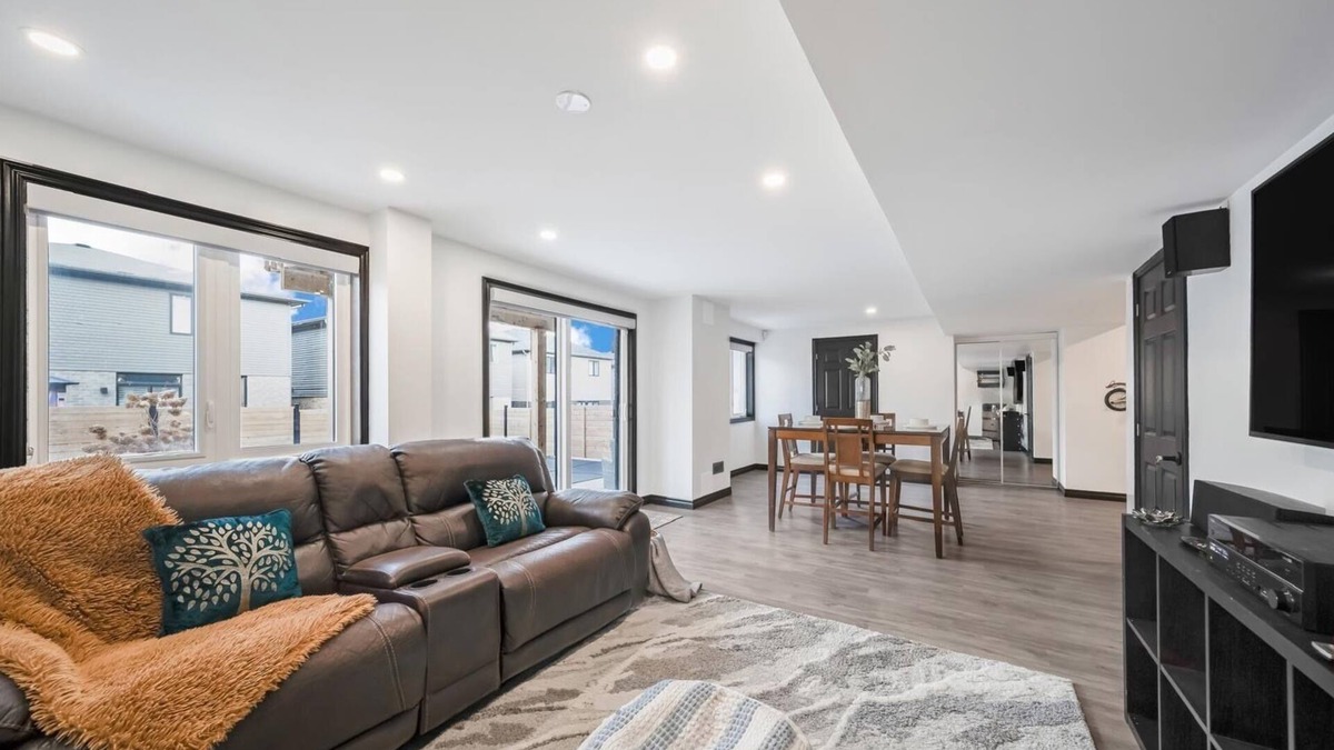 Beamsville Apartment | A Cozy Retreat: Home away from Home 🏕