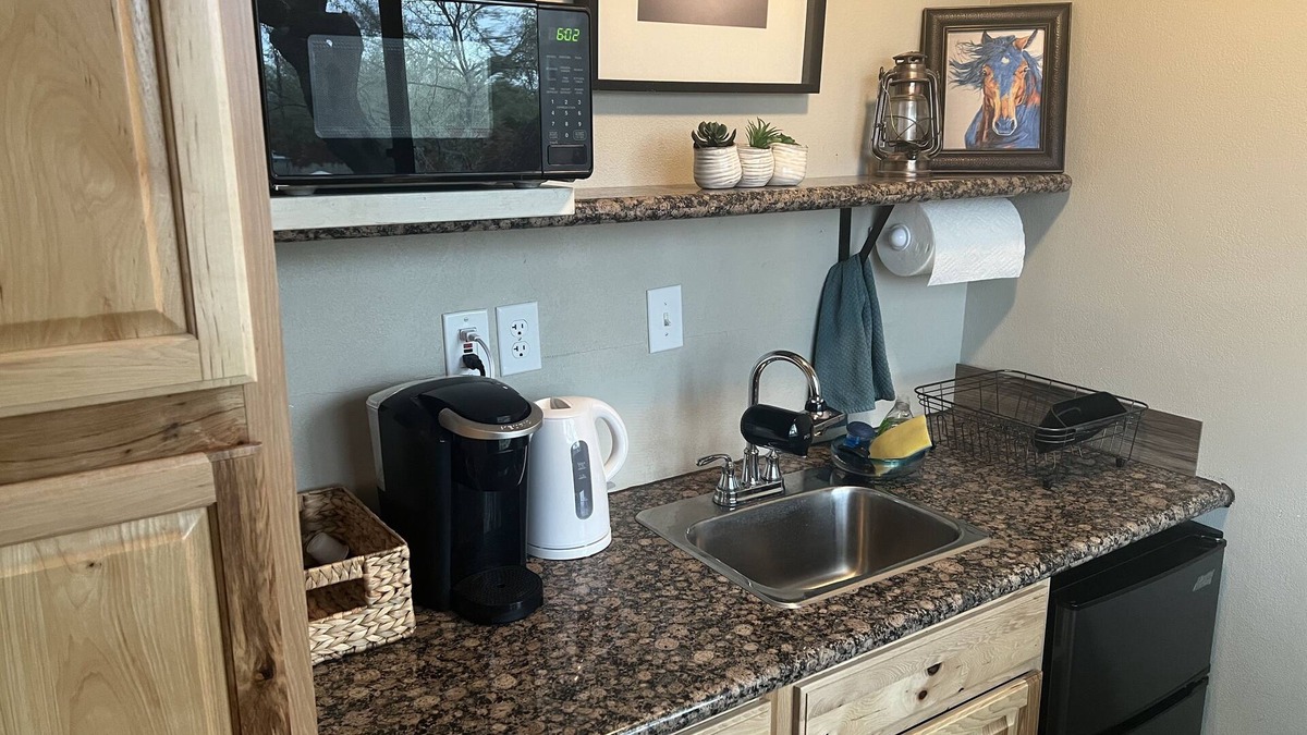 Sahuarita Apartment | A cute and functional space located on beautiful 2.5 acres