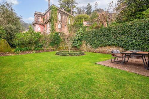 Sintra Apartment | A Fairytale House