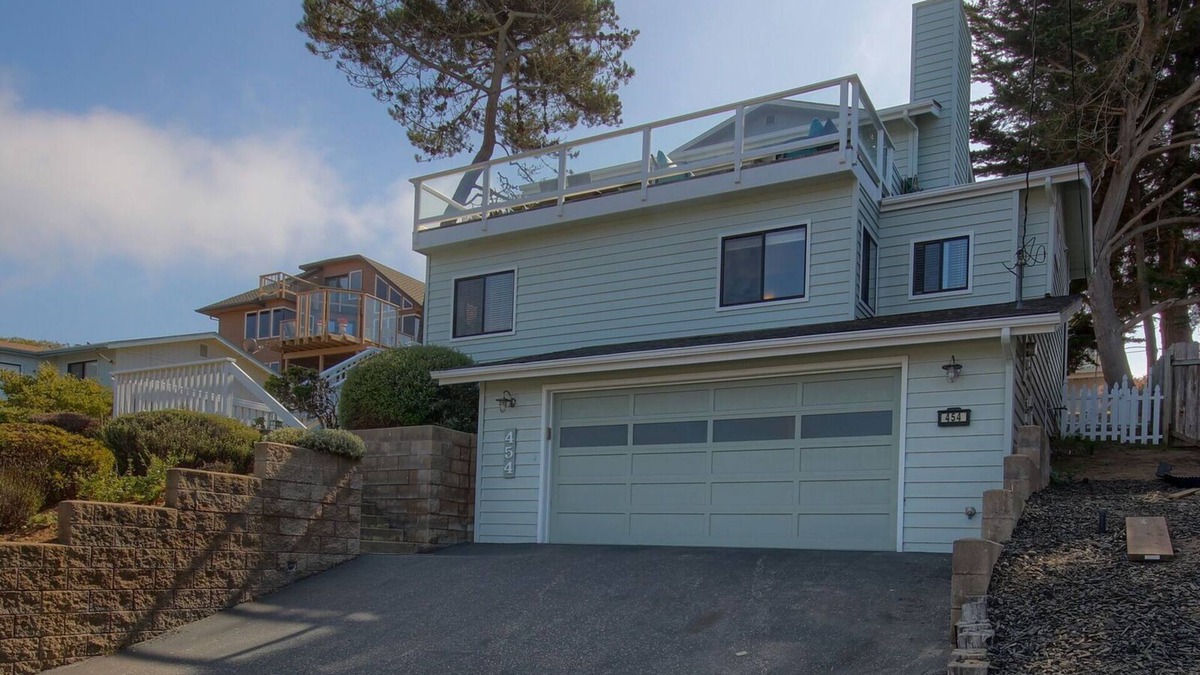 Park Hill House | A Family Dream: 3 BR, 2.5 BA House in Cambria, Sleeps 6