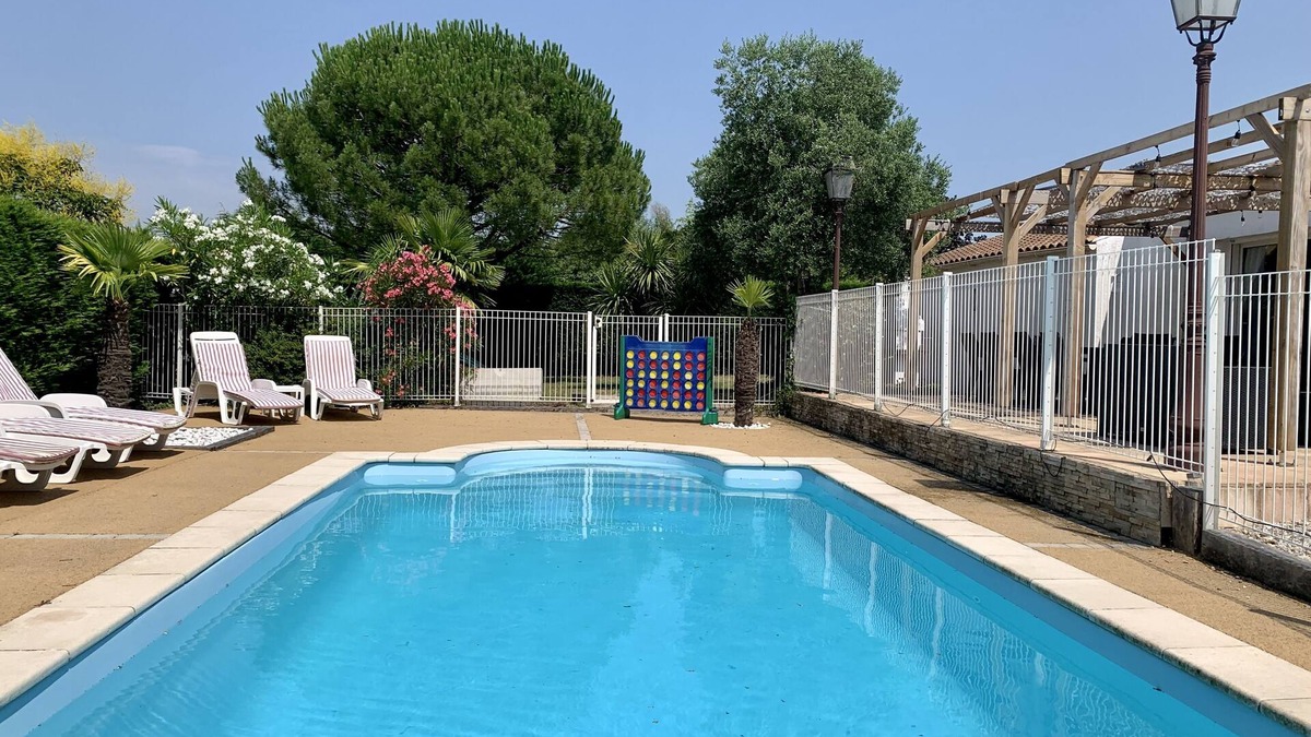 Angles Villa | A family friendly villa ideal for reuniting with your family/friends