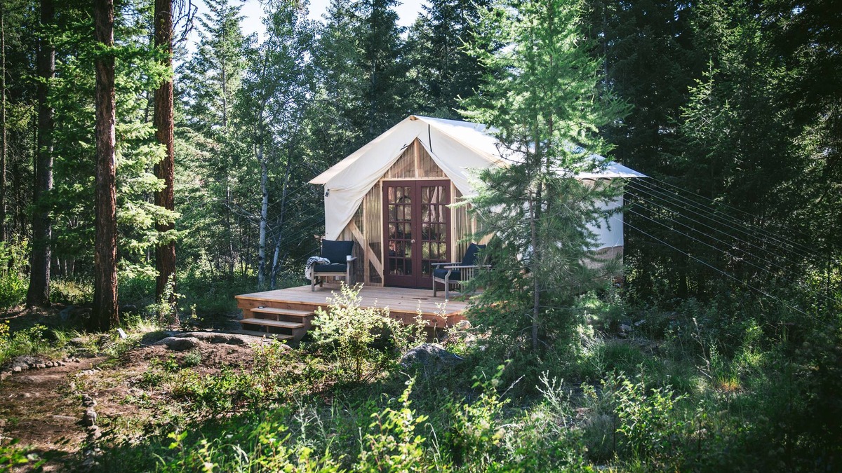 Victor Cabin | A Family Glamping Adventure Awaits