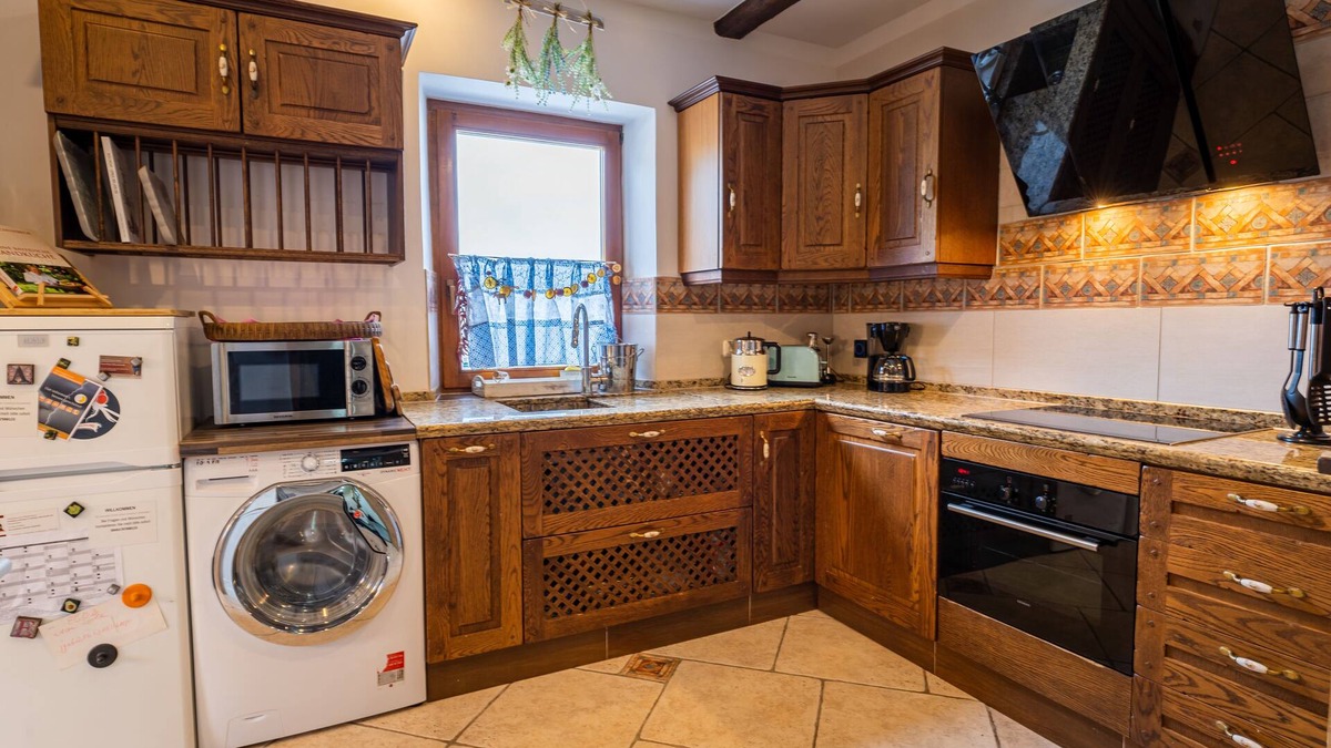 Bobingen House | a few km from Augsburg removed, detached house with garden, 3 bedrooms