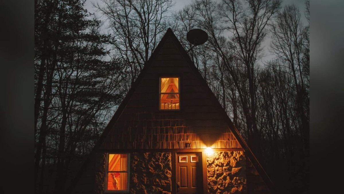 Logan Cabin | A-Frame #07 - Hosted by The Chalets