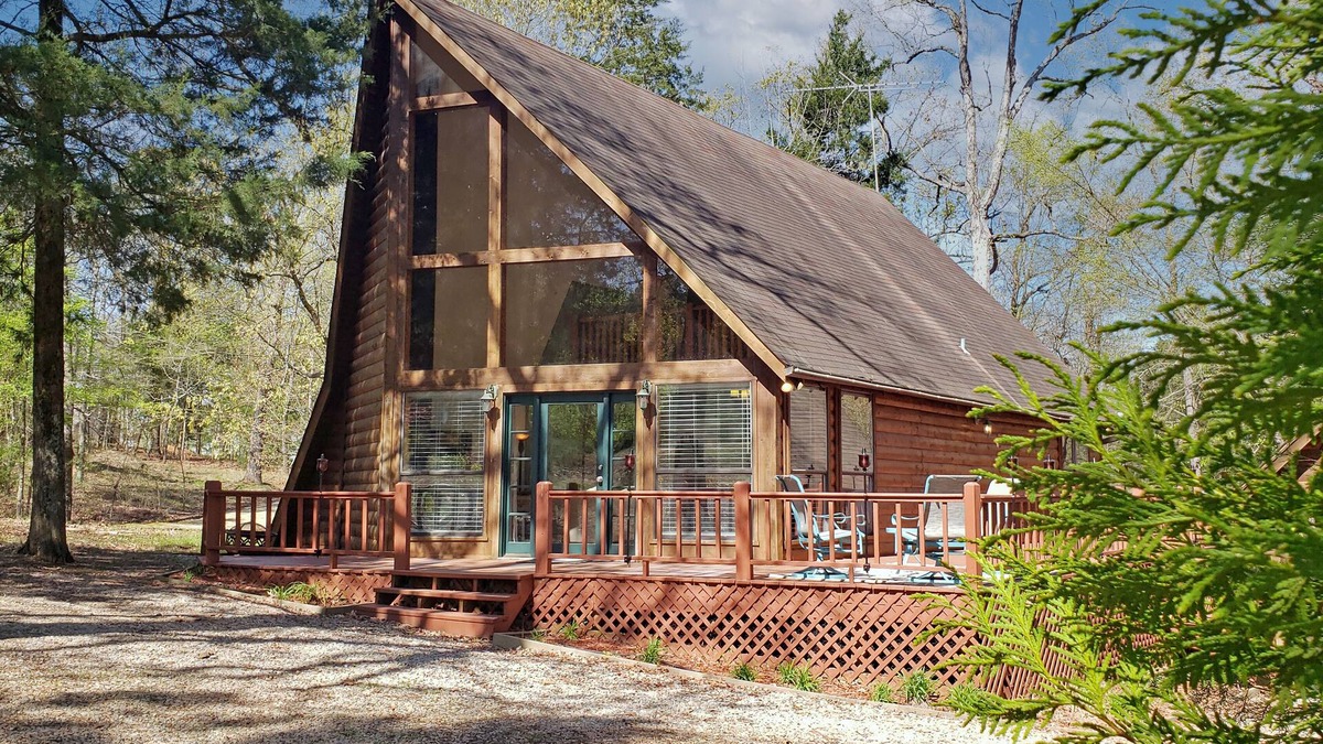 Whispering Hills House | A-Frame Cabin- Seasonal Hot tub, playset, dogs welcome!