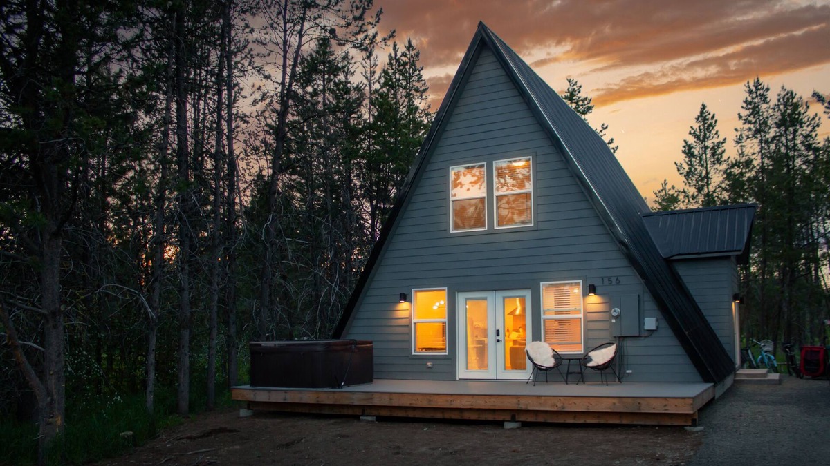 Fir Grove Estates House | A-frame Hot Tub Fire Pit Pet Friendly