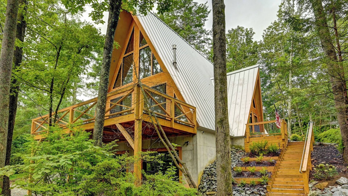 Valley Hill Cabin | A-Frame Nest: Modern A-Frame | 3BR + Loft | Hot Tub & Fireplace