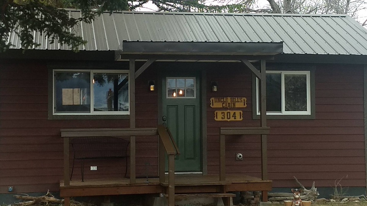 Twin Bridges House | A fun little house in the heart of Twin Bridges, Montana