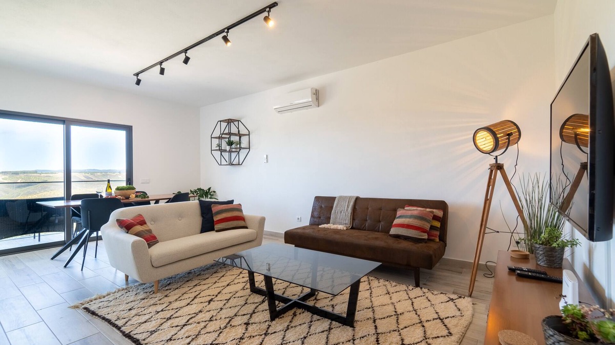 Espartal Apartment | A GAIVOTA - Walking distance to Monte Clerigo and Amoreira beaches