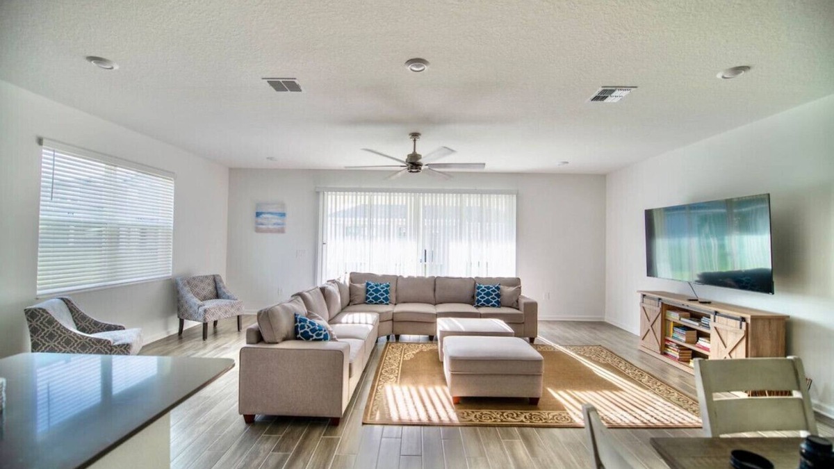 St. Cloud House | A Getaway Home in The Clouds