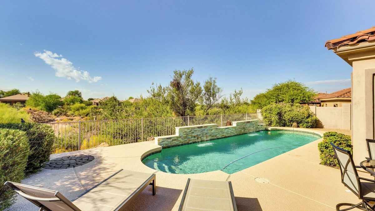 Legend Trail House | A Golfer's Retreat + Patio: Quiet Scottsdale Home