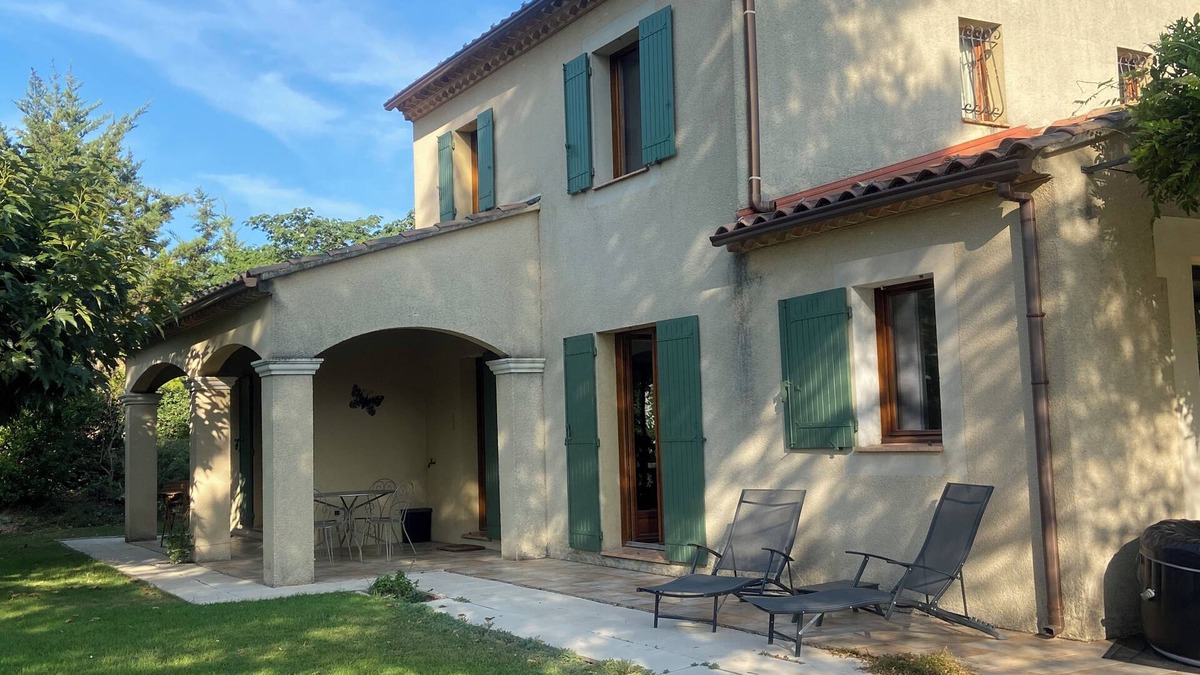 Saint-Didier House | A haven of peace in Provence with magnificent views and close to lively village