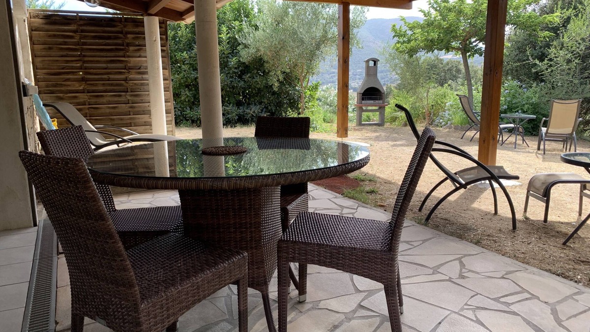 Appietto House | A haven of tranquility between sea and mountains