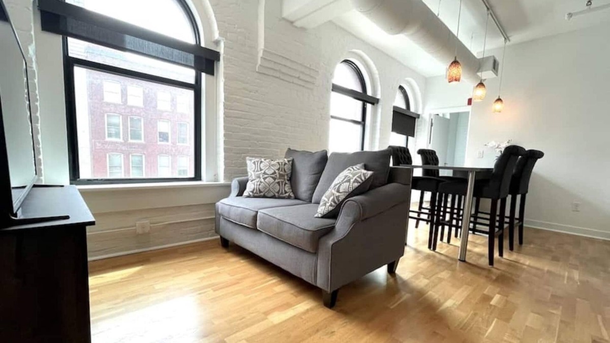 Old Market Apartment | A historic pair of lofts in the heart of the Old Market with sleeping for up to 10