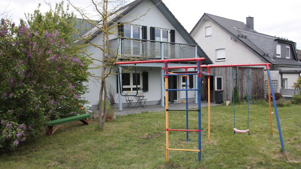 Weilerswist House | A house for everyone, close to Phantasialand and 30 minutes by train to Cologne Cathedral/Messe