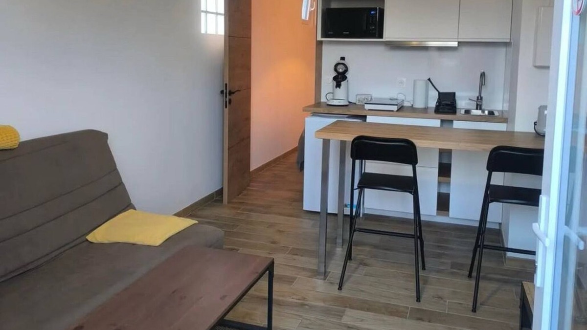 Saint-Medard-en-Jalles House | A.Karibu gîte near town center, 25min from Bordeaux and 45 from the ocean