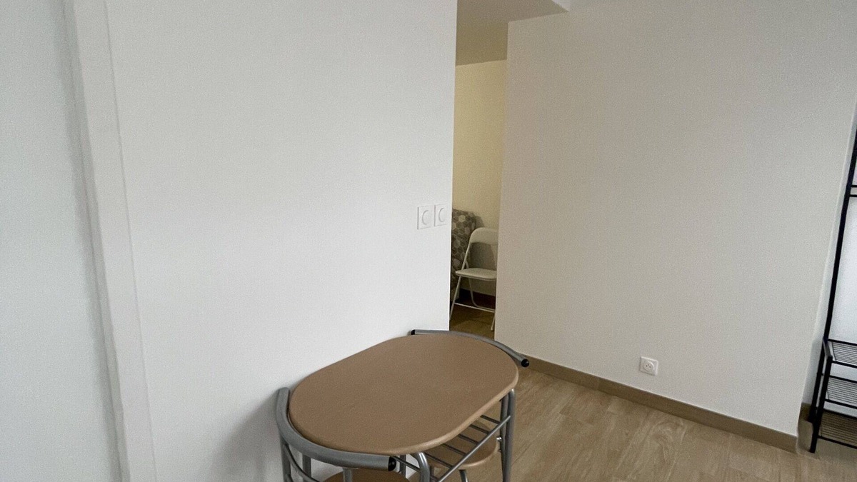 Bellegarde-du-Loiret Apartment | A l'apparte in Bellegarde centre Loiret