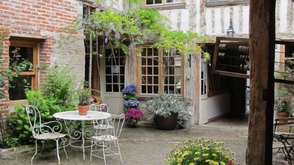Honfleur House | A l'Ecole Buissonnière