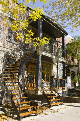 Vieux-Rosemont Bed & Breakfast | A La Carte Bed & Breakfast