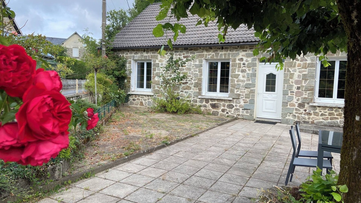 Champs-sur-Tarentaine-Marchal House | A la Clé des Champs ! Maison de Campagne Dans le Cantal