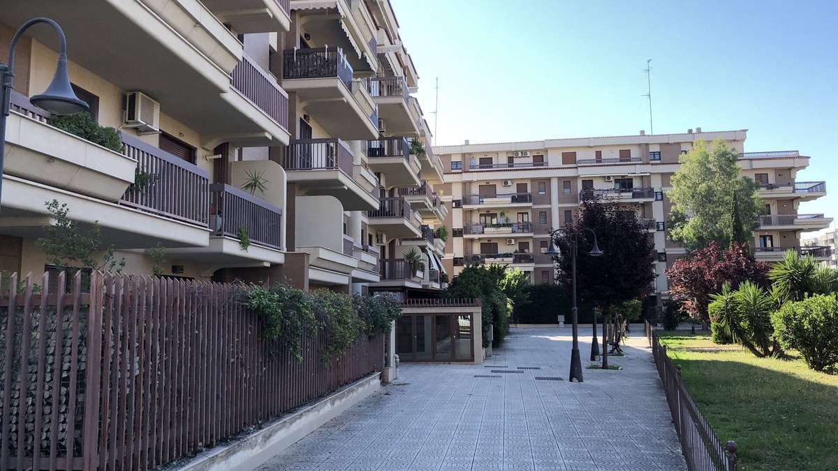 Foggia Apartment | A la gauche! Faculty of Agricultural Medicine "City of cinema" United Hospitals Stadium