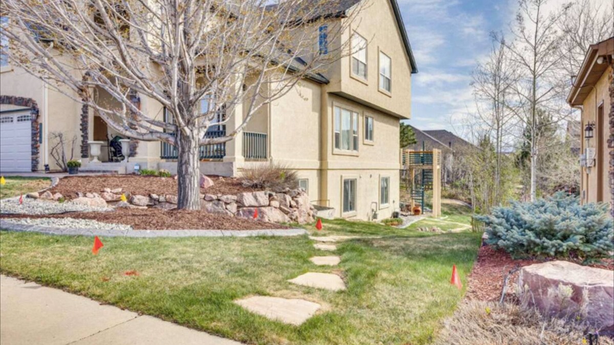 Northgate House | A Little Luxury near the AFA and Ford Amphitheater
