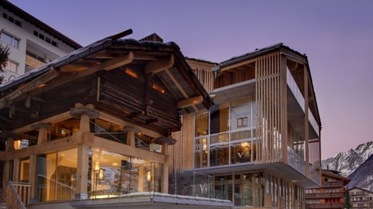 Zermatt House | A Loft of Grandeur Beneath the Matterhorn, Valais Chalet 1204