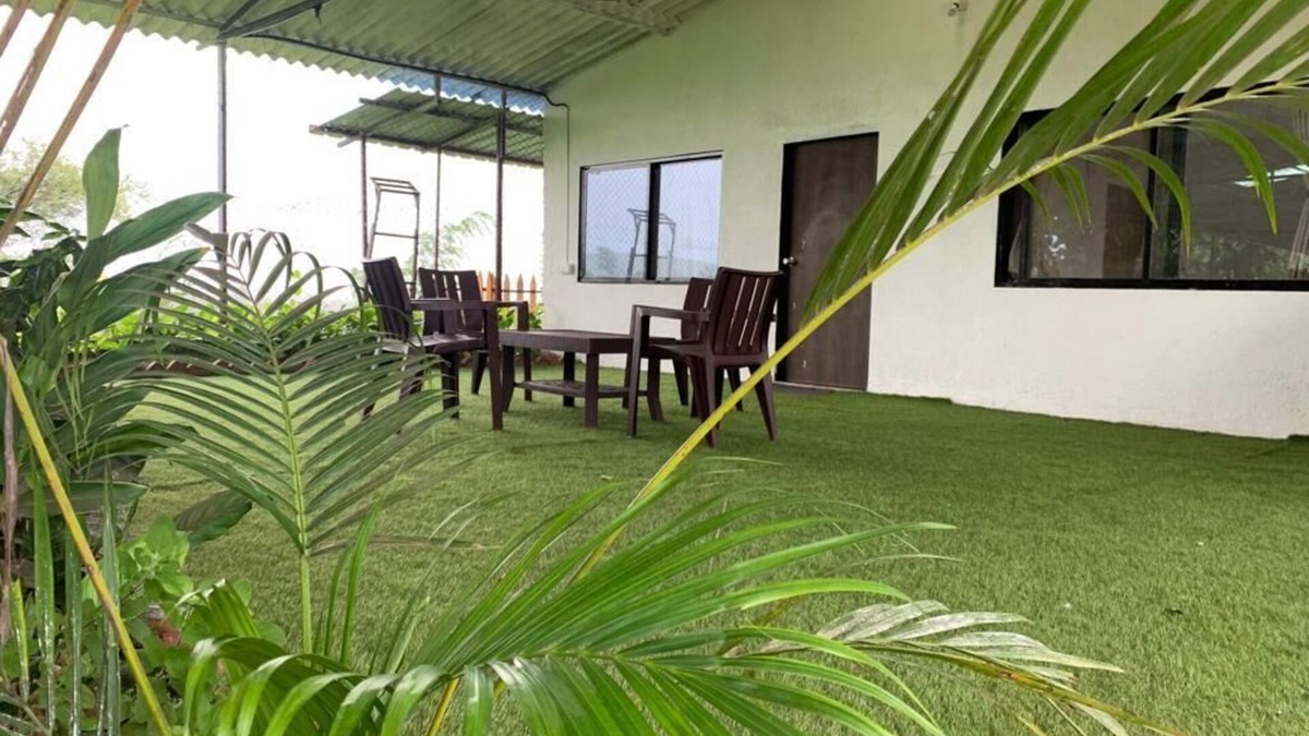 Igatpuri Cottage | A lovely and cozy Farm Cottage amidst nature where you can be yourself!