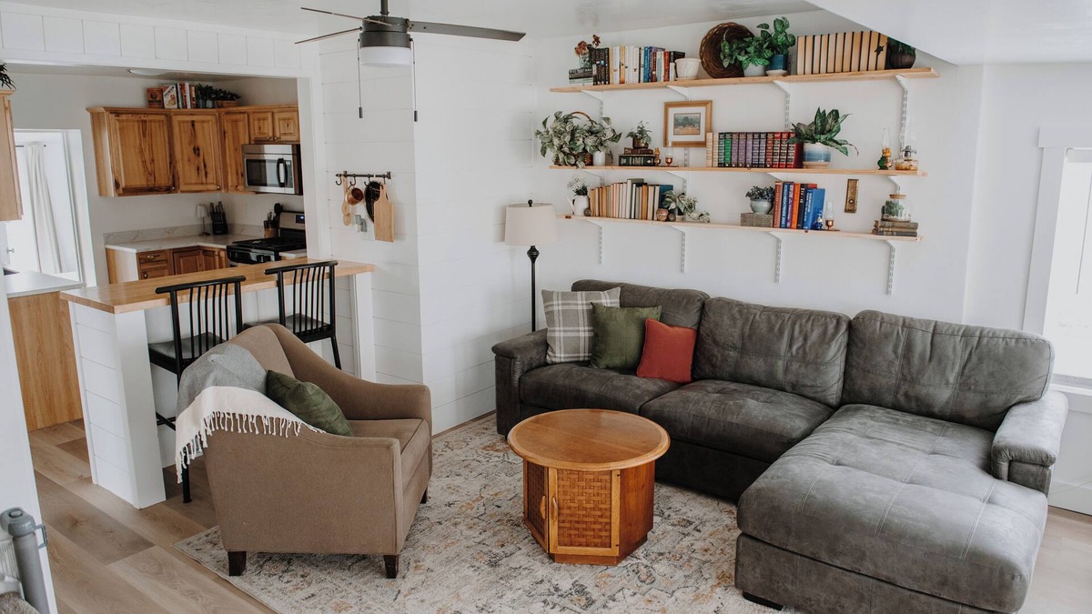 Ucon House | A lovingly curated family home with 4 bedrooms centrally located to adventure!