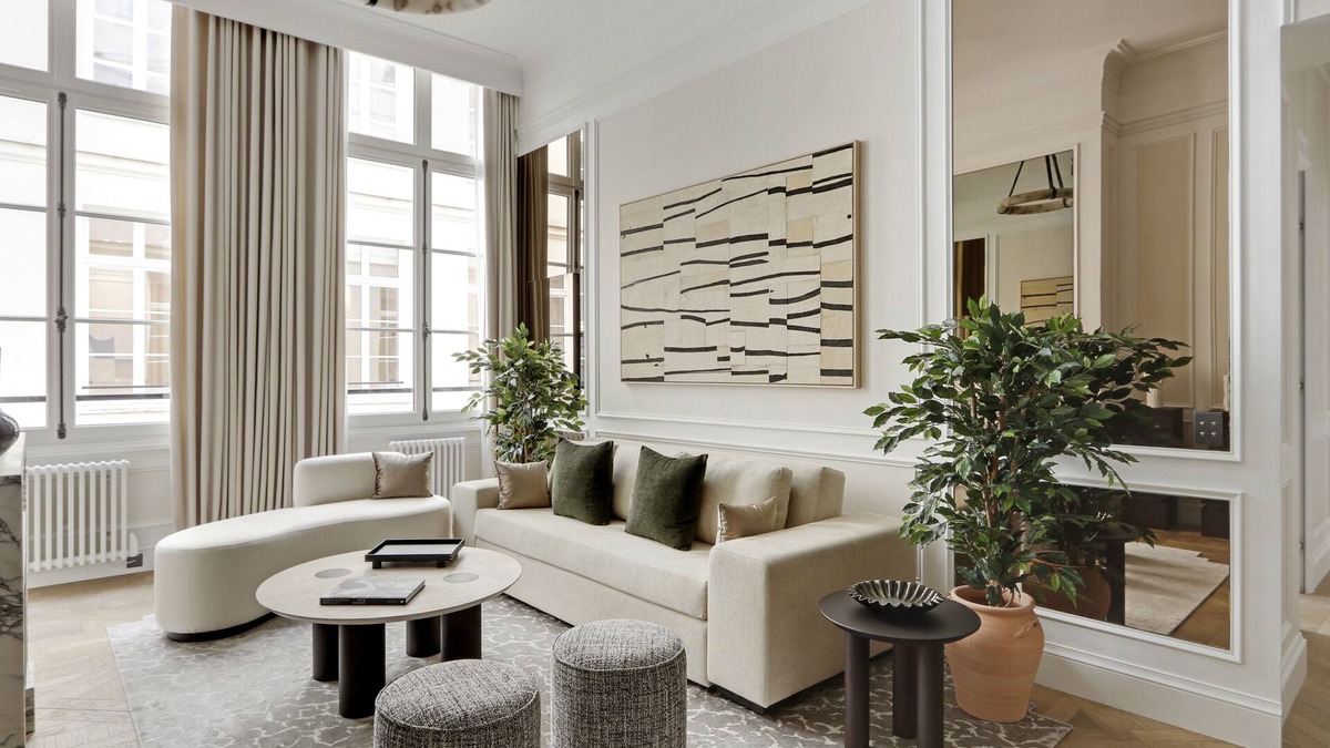 Paris City Center Apartment | A Luxurious 2-BR/2BA with Services in Louvre - Saint-Honoré