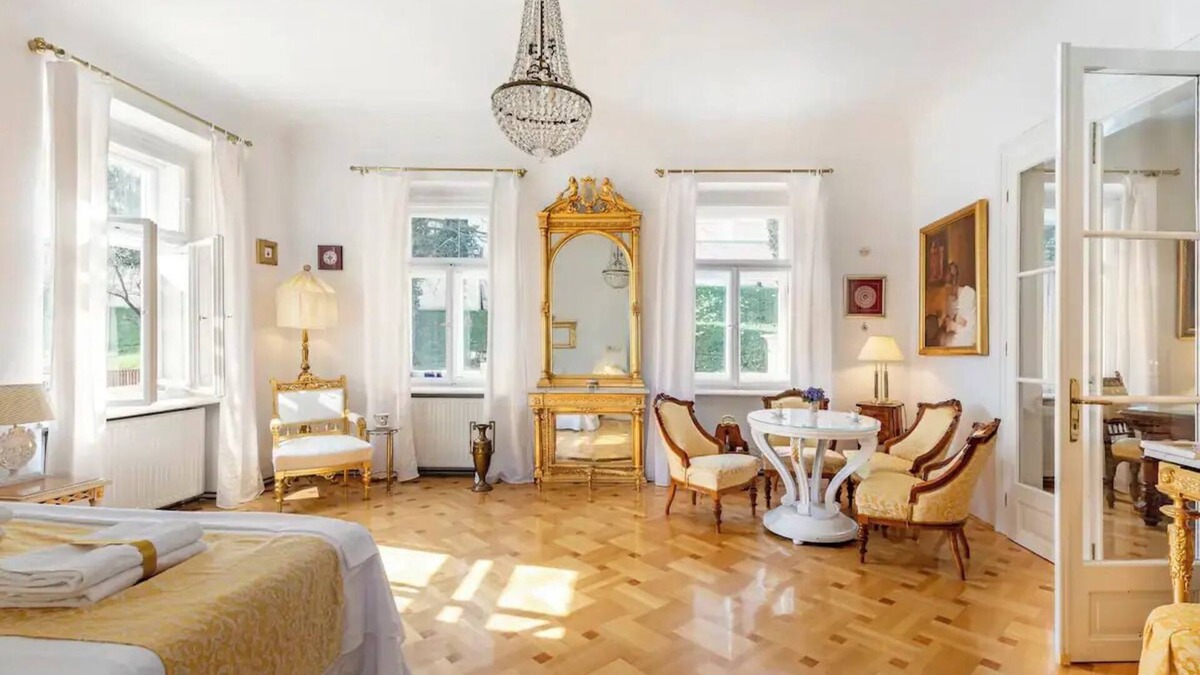 Donji Grad Apartment | A luxury Historical Home, in the heart of Zagreb