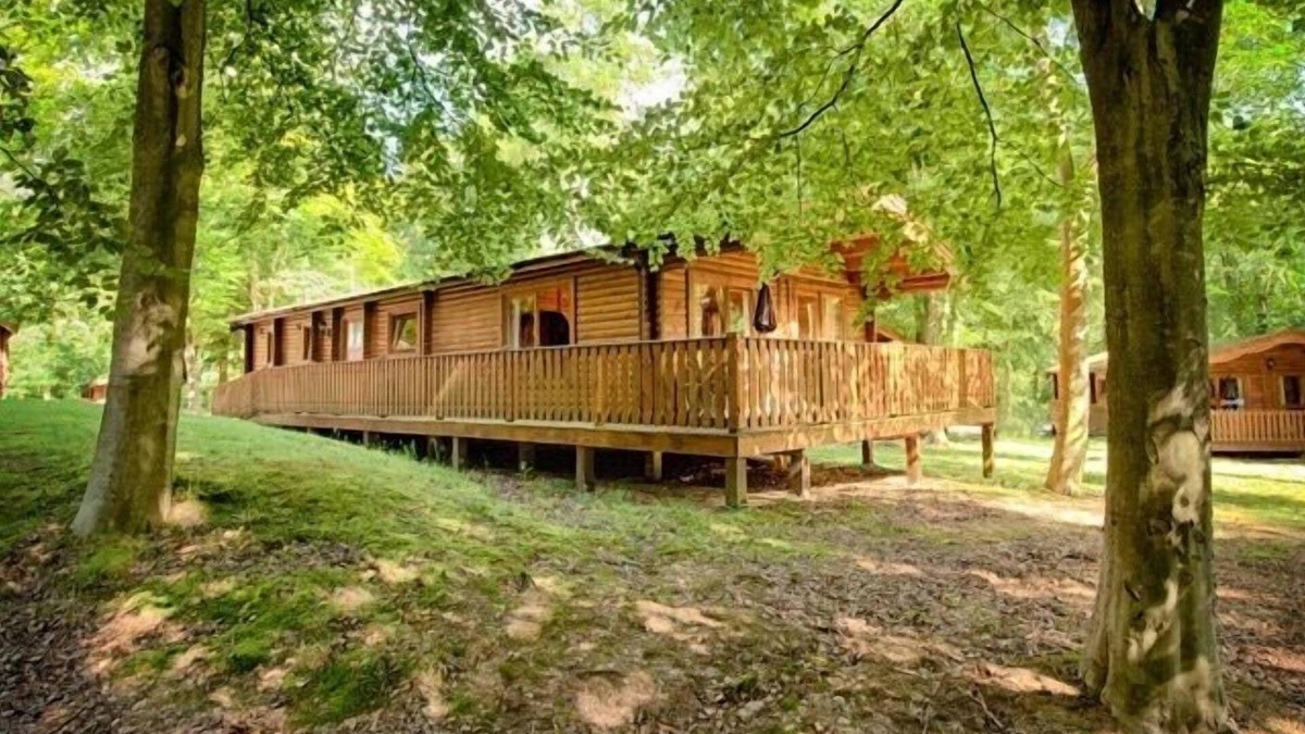Kenwick Cabin | A luxury log cabin in Kenwick Woods, Louth.