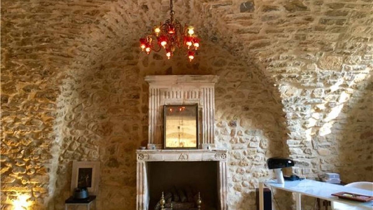La Tour-d'Aigues Villa | A MAGICAL 18th CENTURY FRENCH STONE BASTIDE IN LUBERON-RELIVING HISTORY IN STYLE