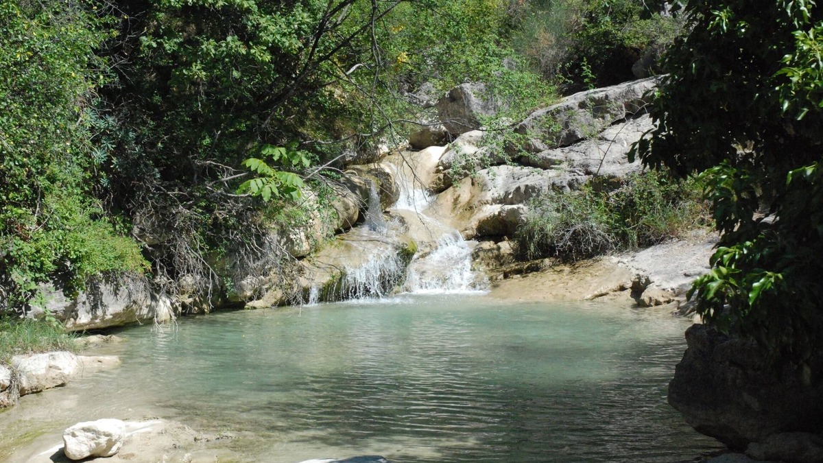 Saint-May Cottage | A Mas of character above the gorges of Saint May