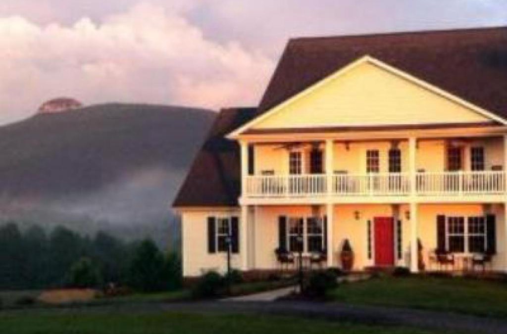 Pinnacle Bed & Breakfast | A Mighty Oak B&B
